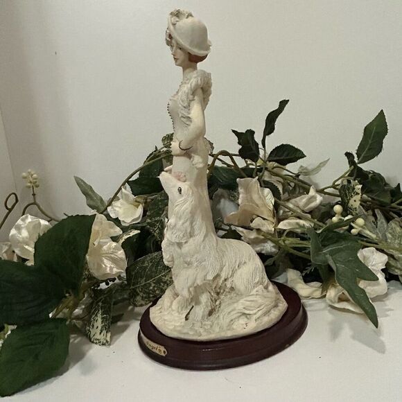 Vintage Miguel Angel Lady Figurine 10" Pink & Cream Porcelain Lady With Two Dogs - Picture 5 of 11